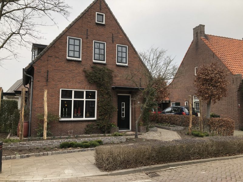 Voortuin renovatie Gemert